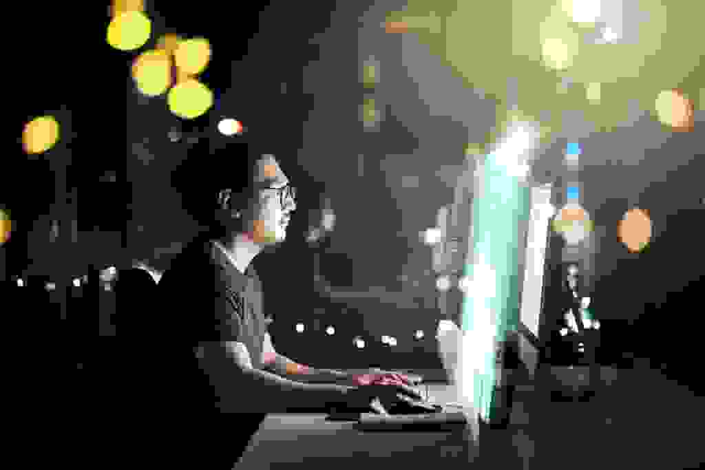 Redis Insiders Program male programmer at computer